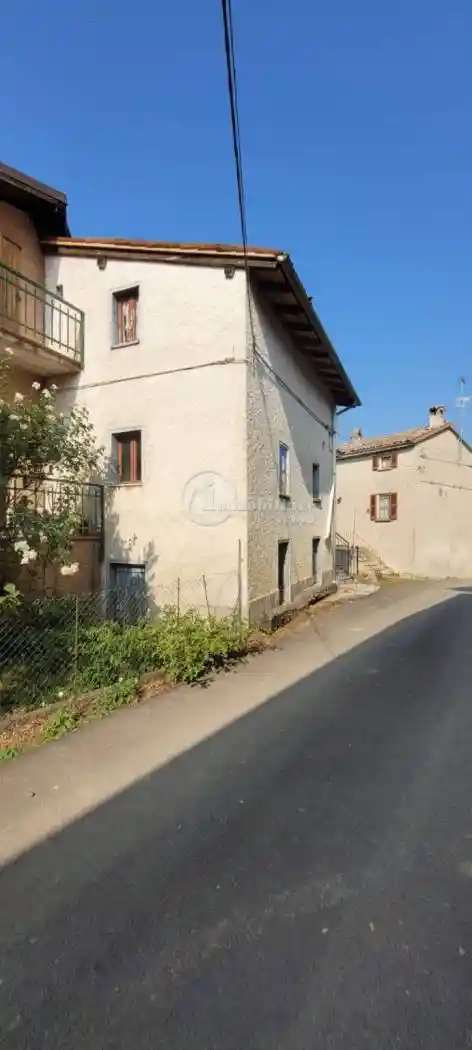 Casa indipendente in vendita a Golferenzo