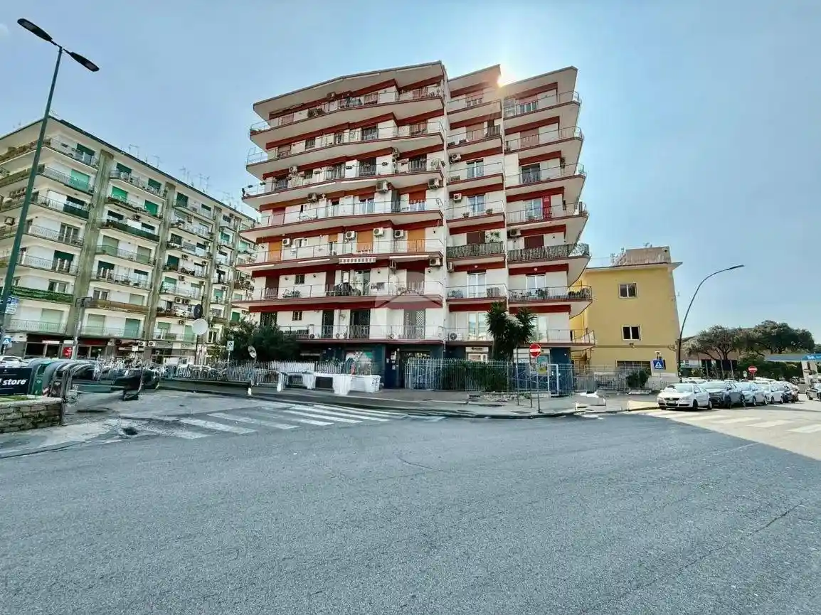 Appartamento in affitto a Napoli