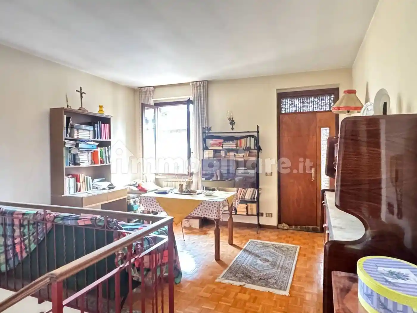 Villa in vendita a Comerio