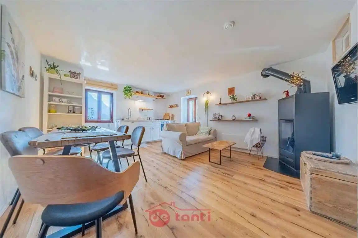 Casa indipendente in vendita a Chiavenna