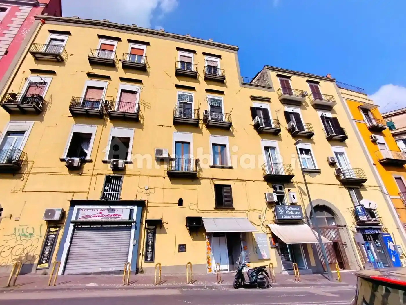 Appartamento in vendita a Napoli