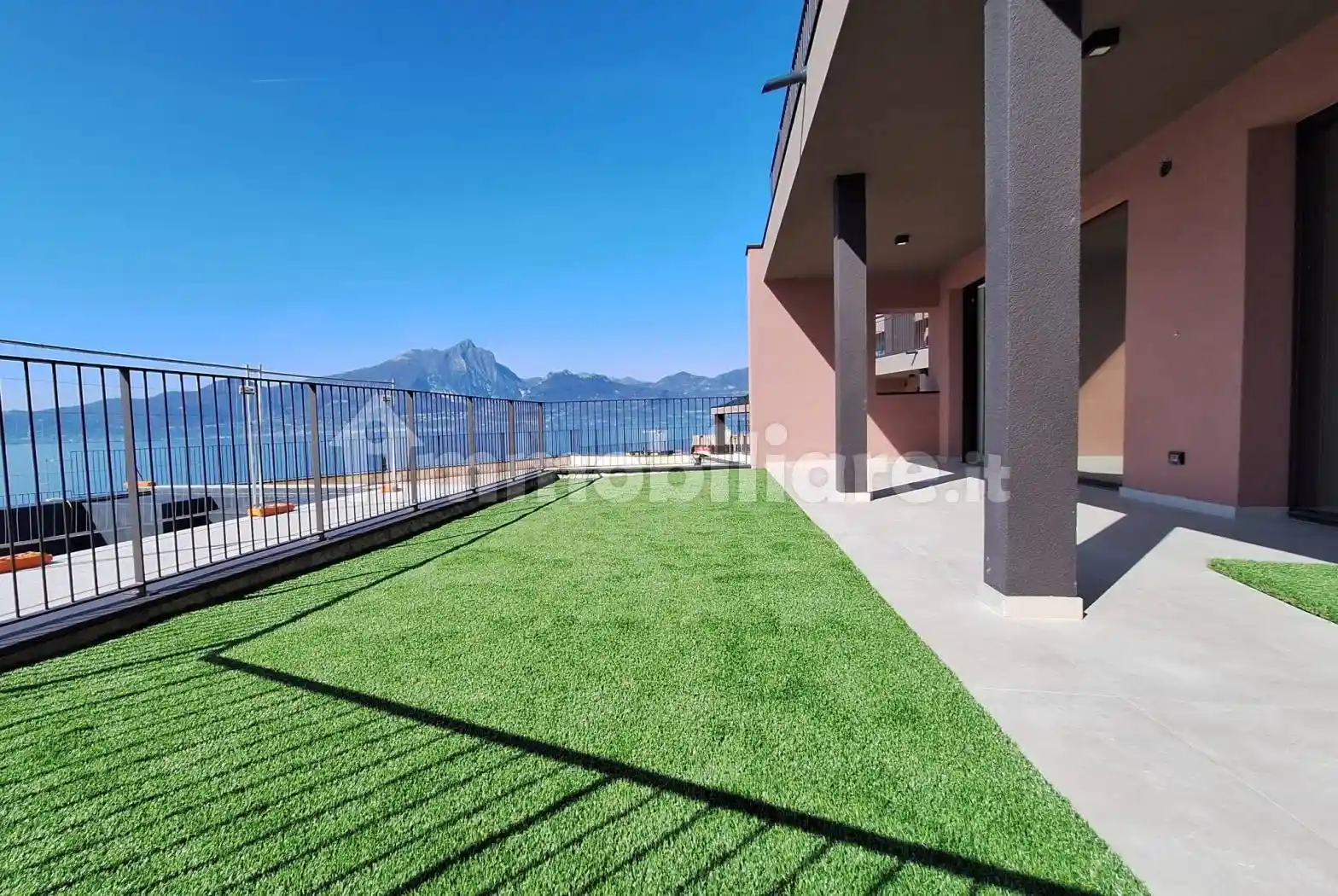 Appartamento in vendita a Torri del Benaco