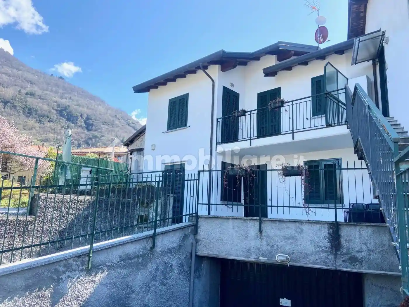Casa indipendente in vendita a Bellano