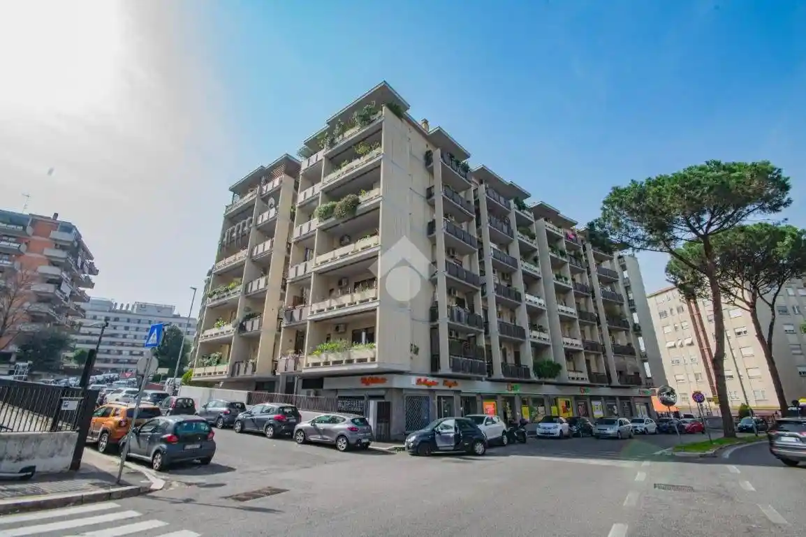 Appartamento in vendita a Roma