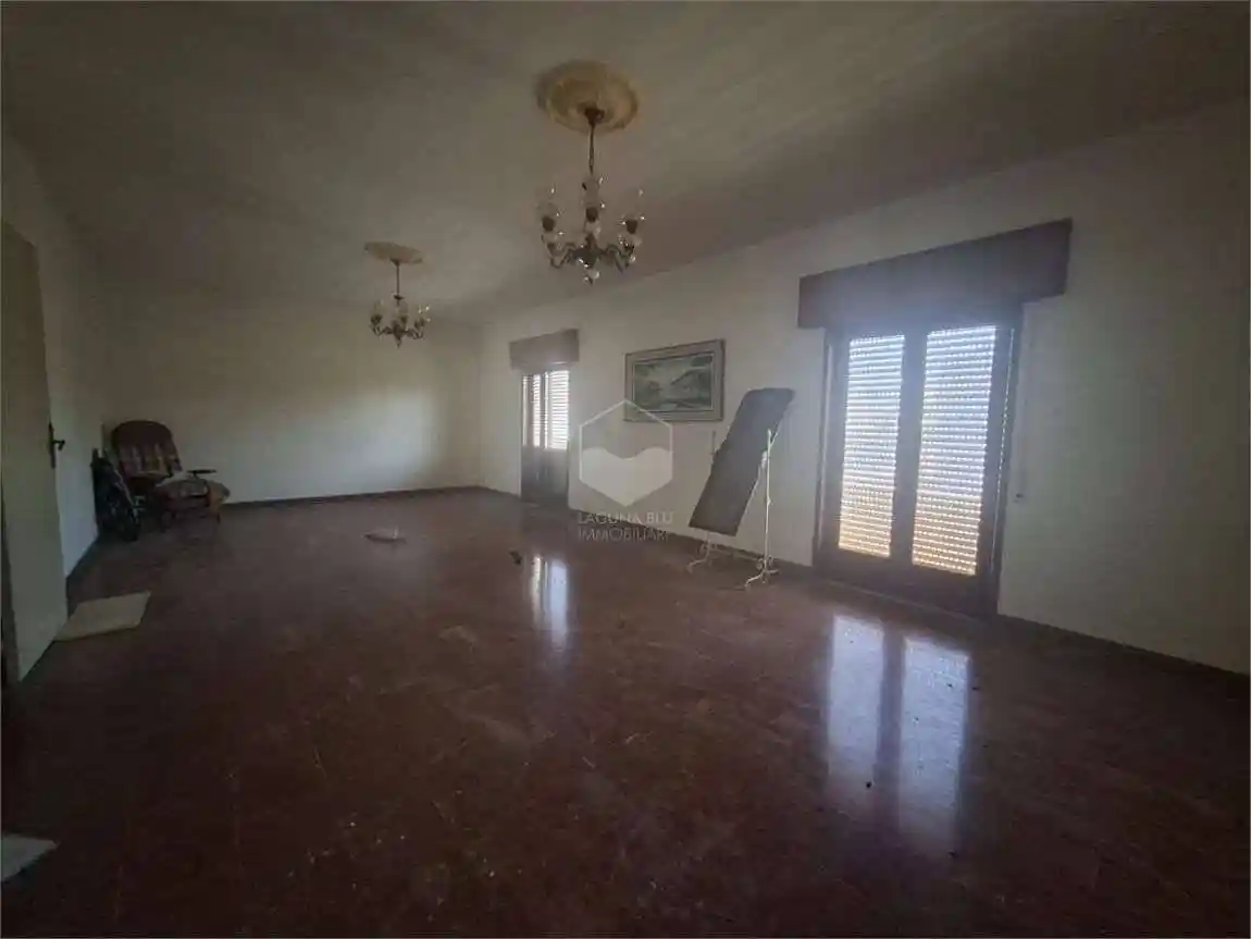 Palazzo - Edificio in vendita a Mazara del Vallo