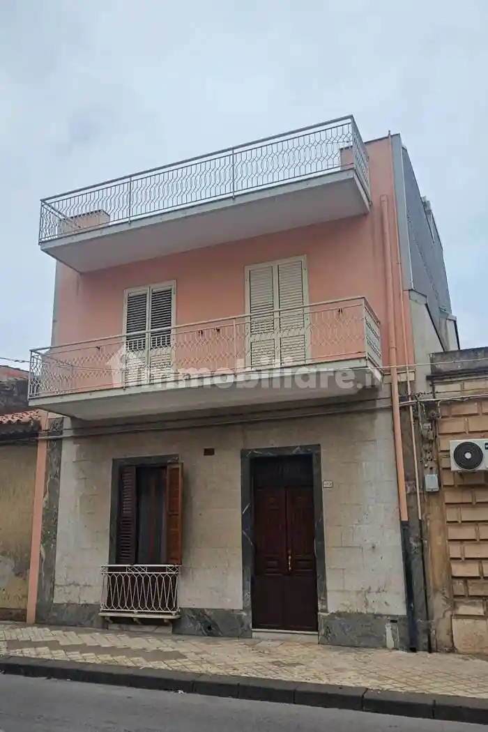 Casa indipendente in vendita a Floridia