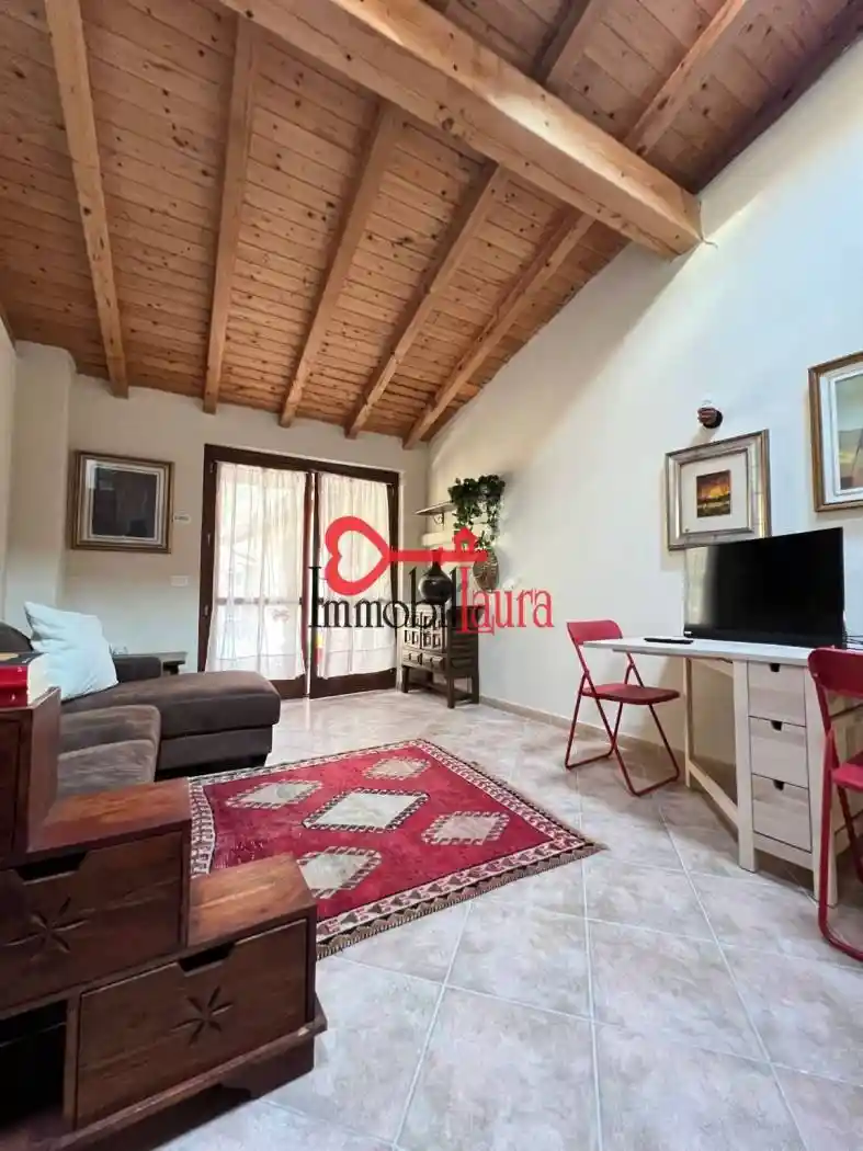 Appartamento in affitto a Cuasso al Monte