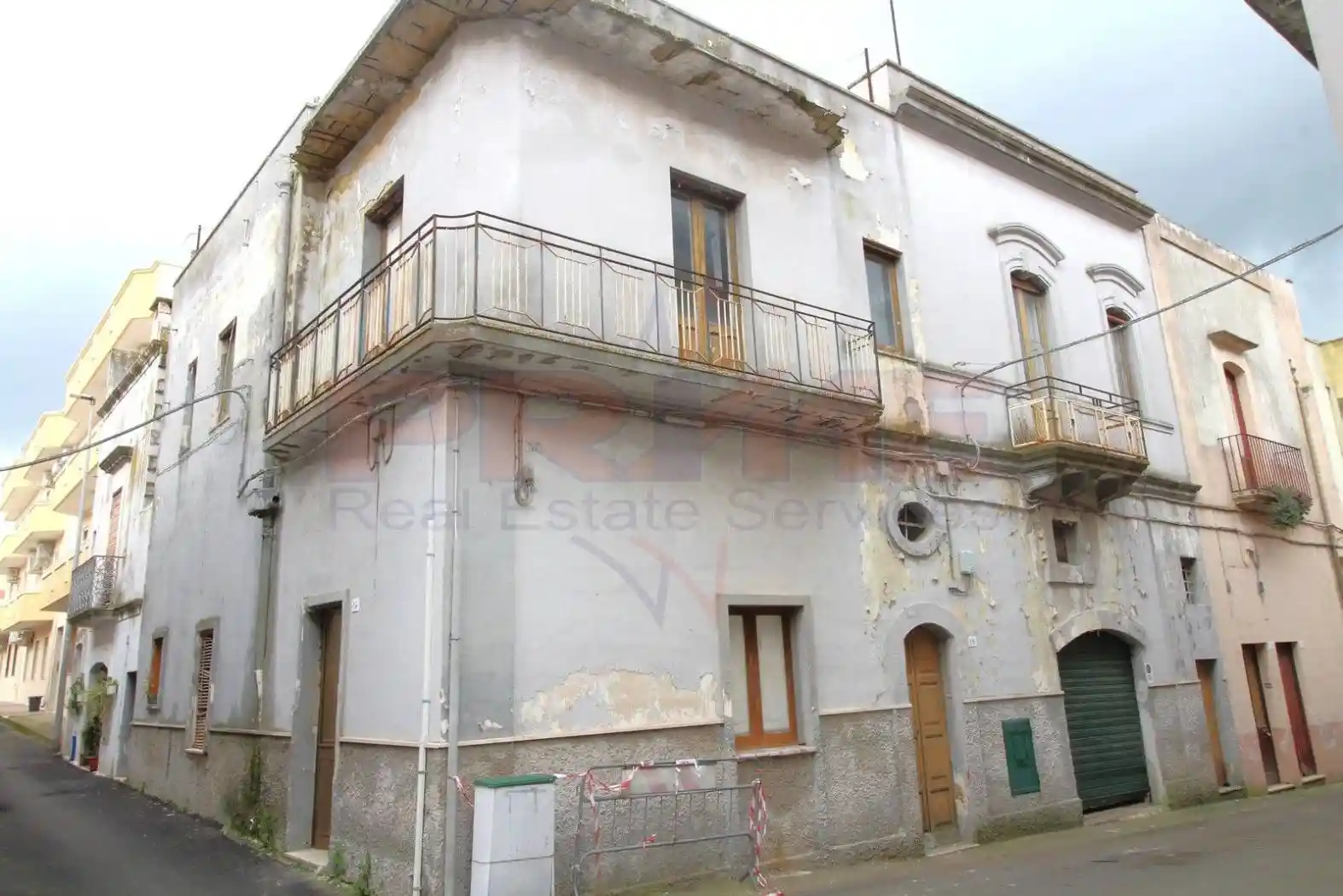 Palazzo - Edificio in vendita a Tuglie