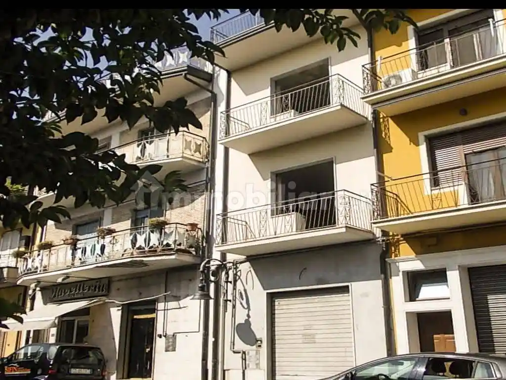 Palazzo - Edificio in vendita a Grottaminarda