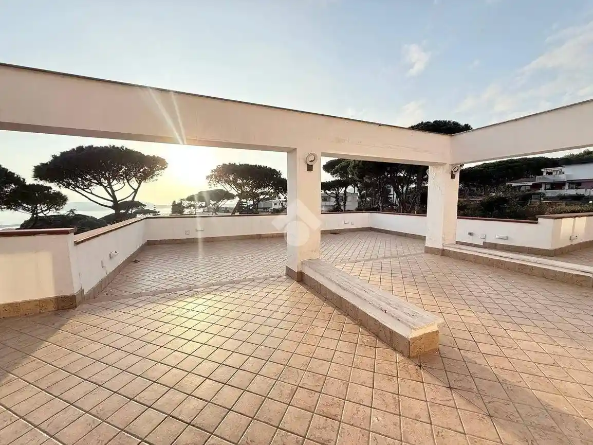 Villa in vendita a Pozzuoli