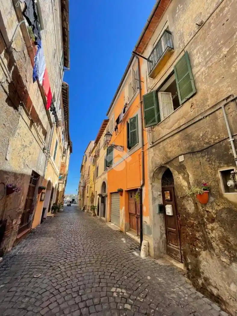 Appartamento in affitto a Civita Castellana