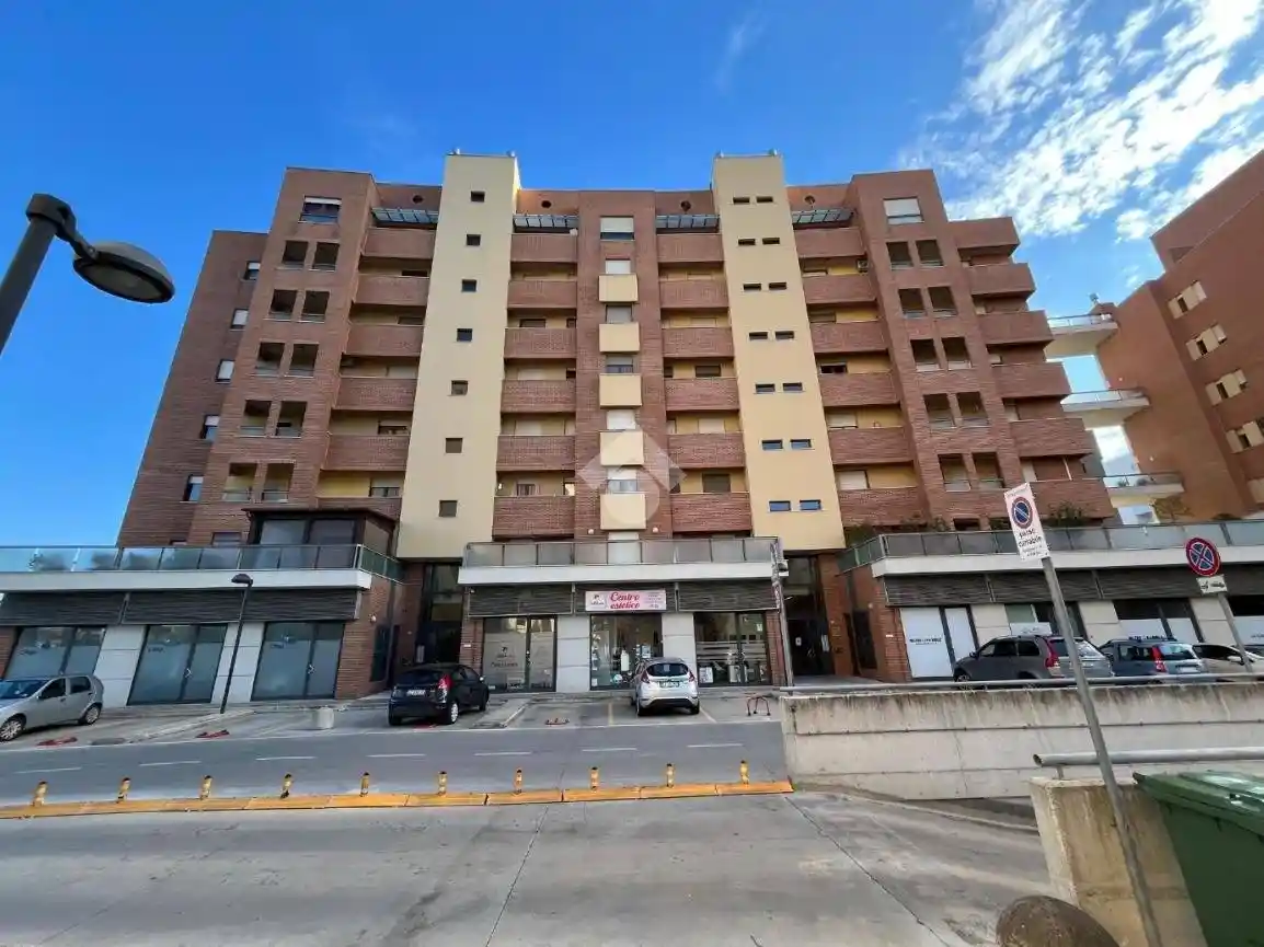 Appartamento in vendita a Pescara