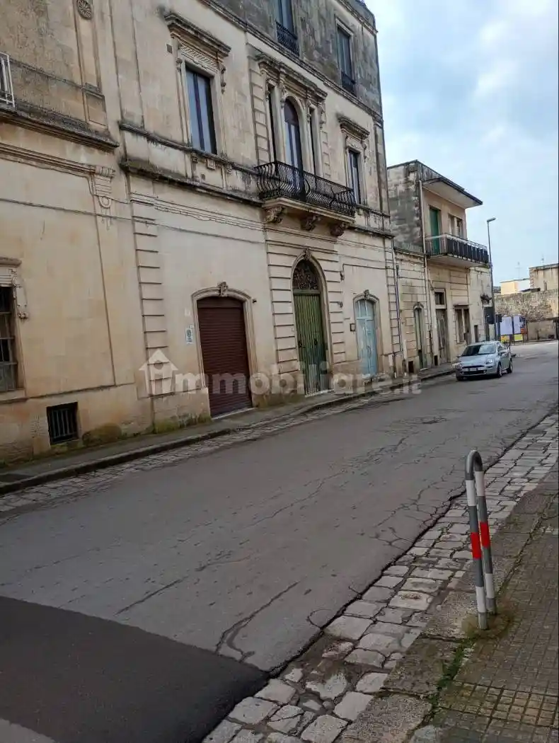 Appartamento in affitto a Maglie