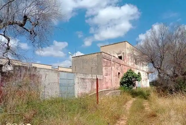 Rustico - Casale in vendita a Veglie