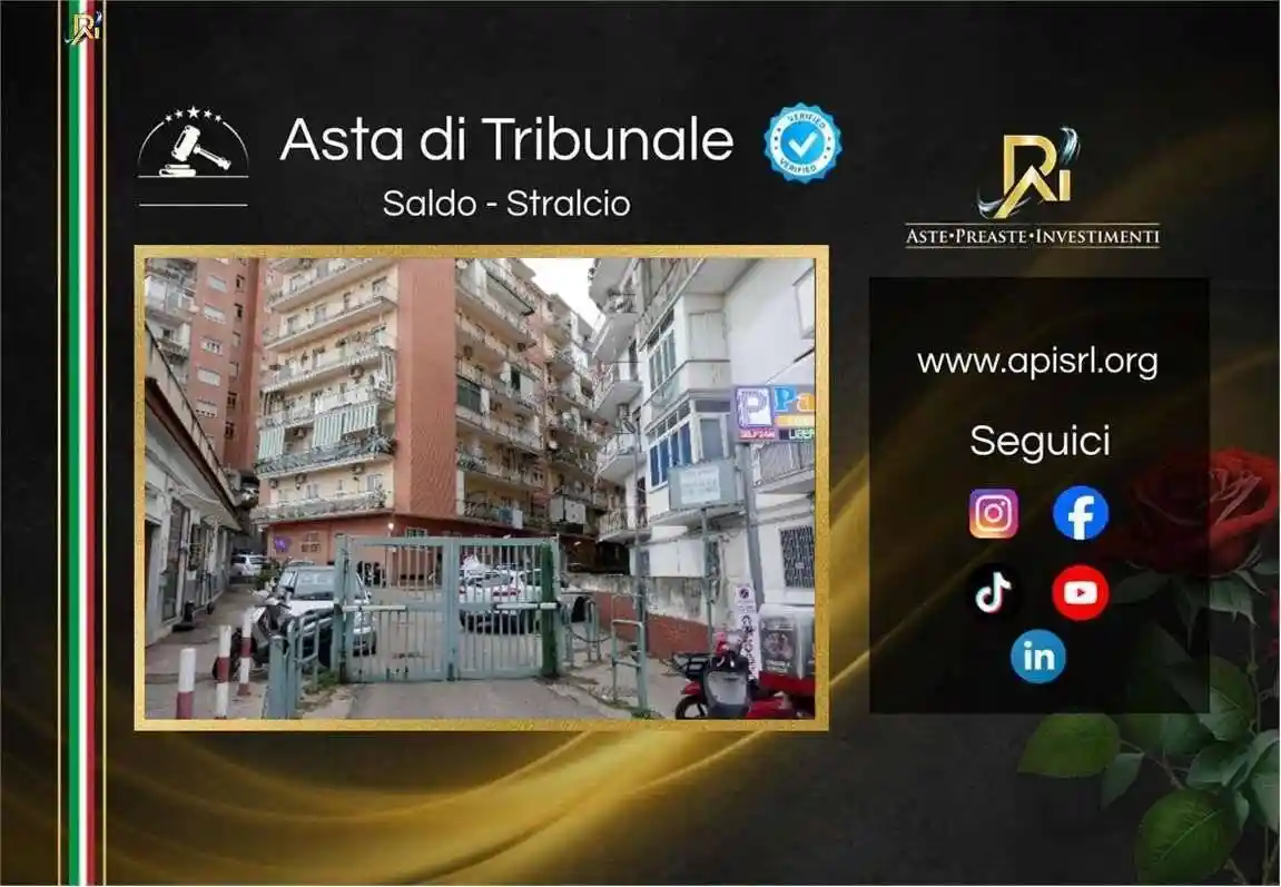 Appartamento in vendita a Napoli