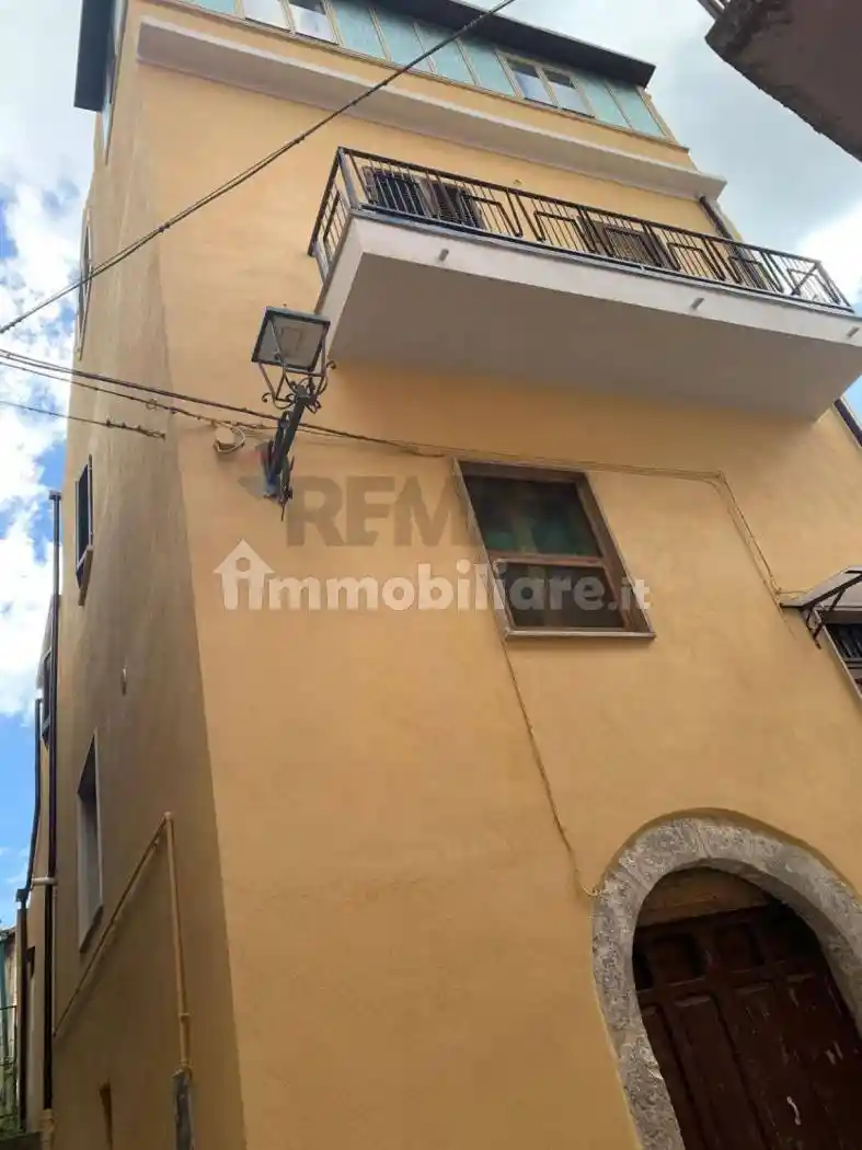Casa indipendente in vendita a Fara San Martino