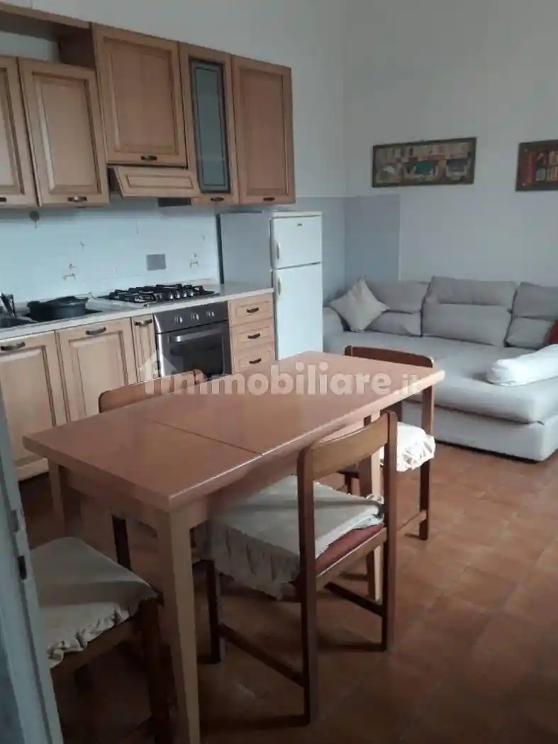 Appartamento in affitto a Carrara