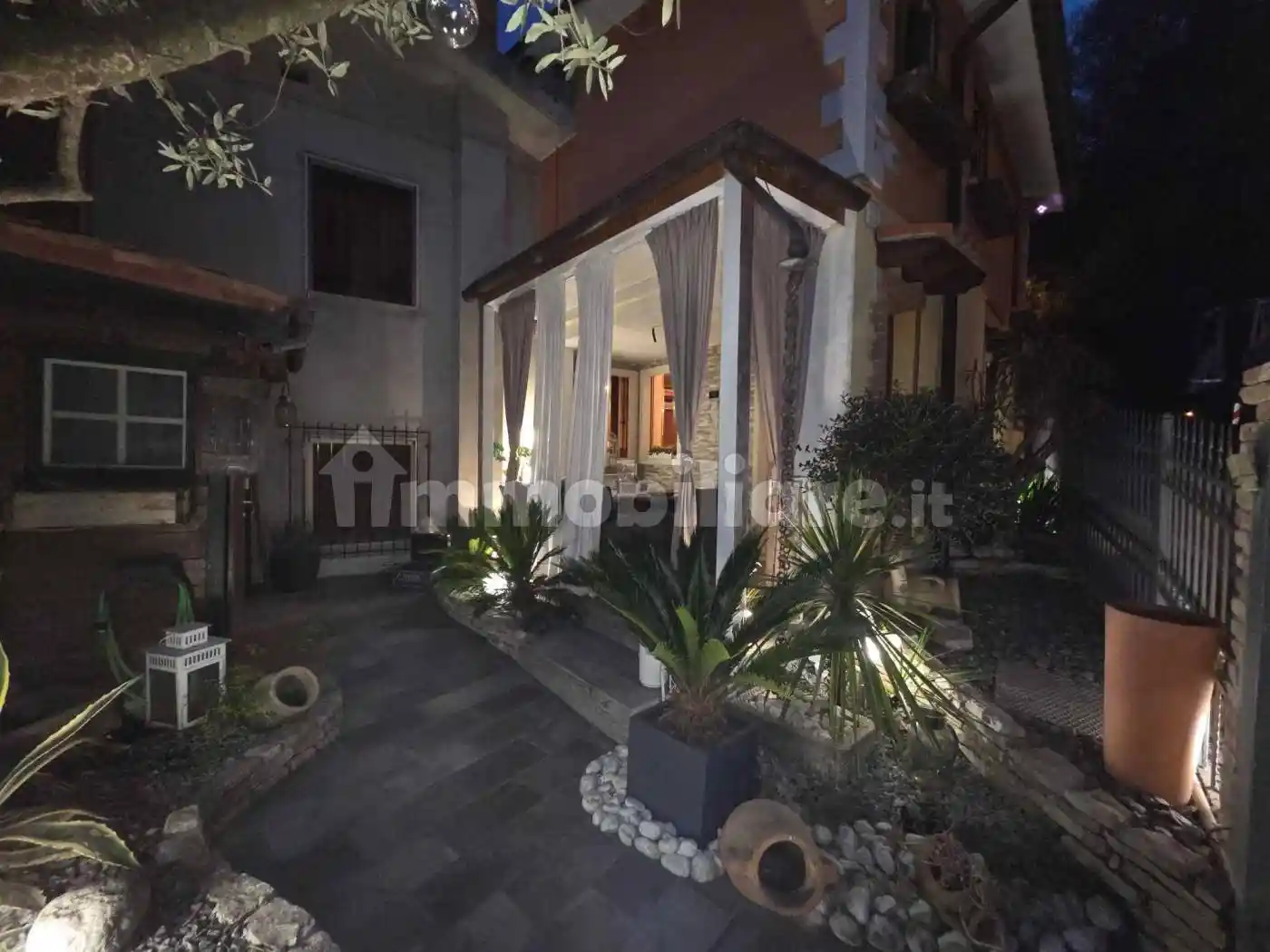 Villa in vendita a Creazzo