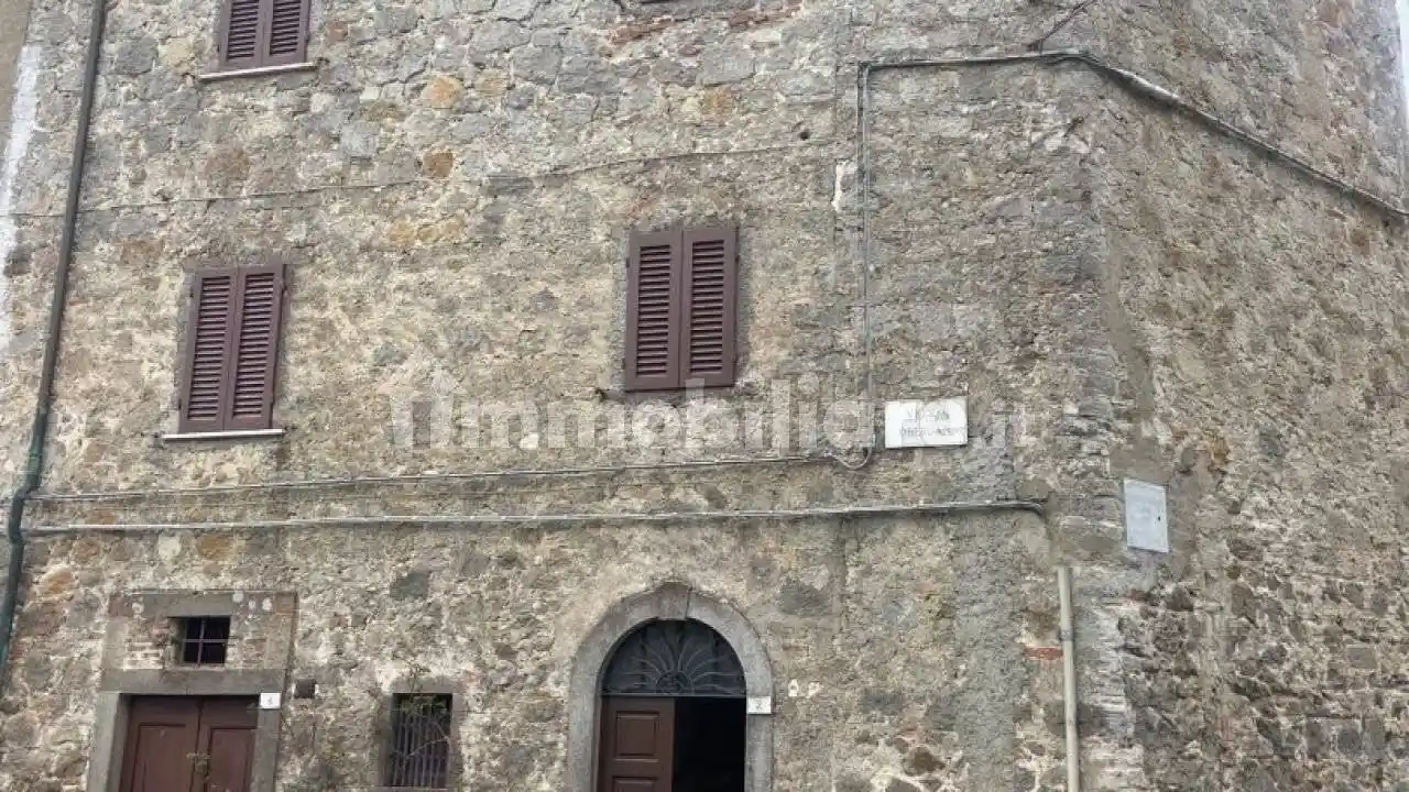 Appartamento in vendita a Roccastrada