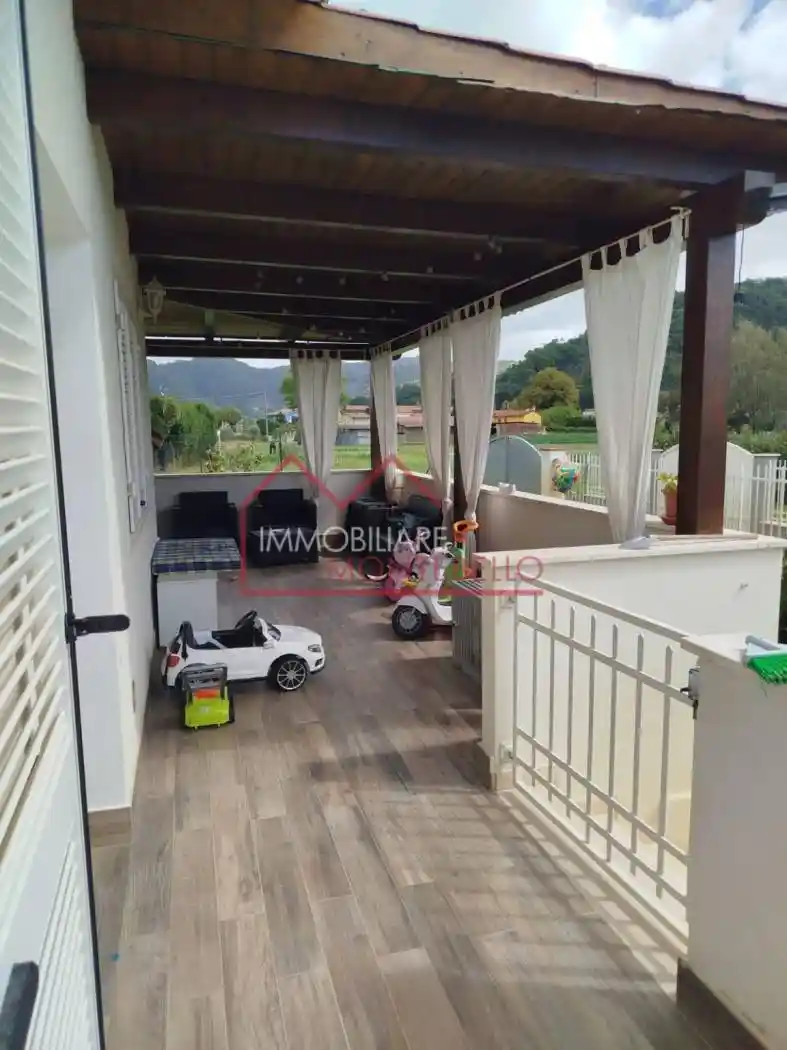 Villetta a schiera in vendita a Massarosa