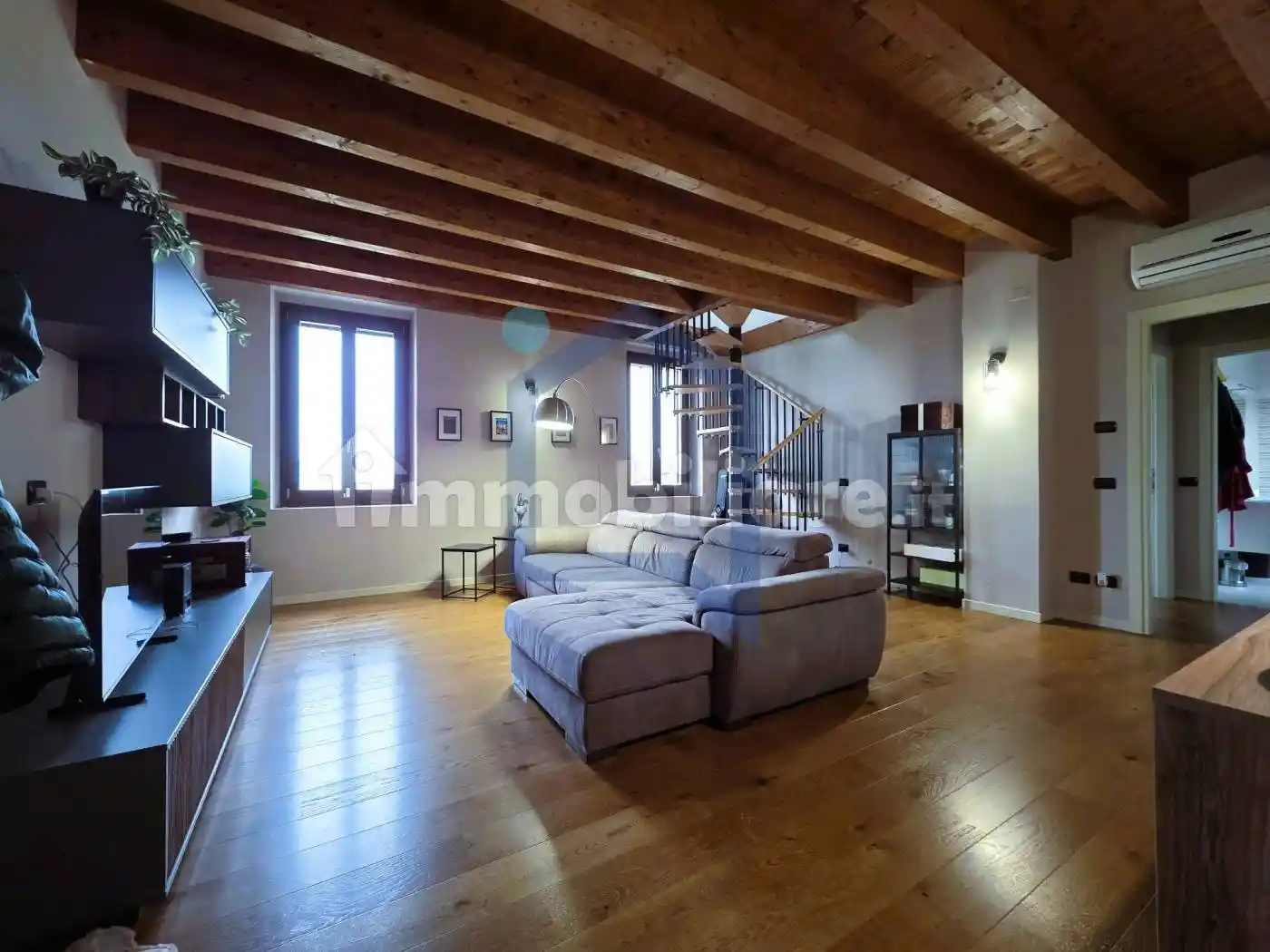 Appartamento in vendita a Burago di Molgora