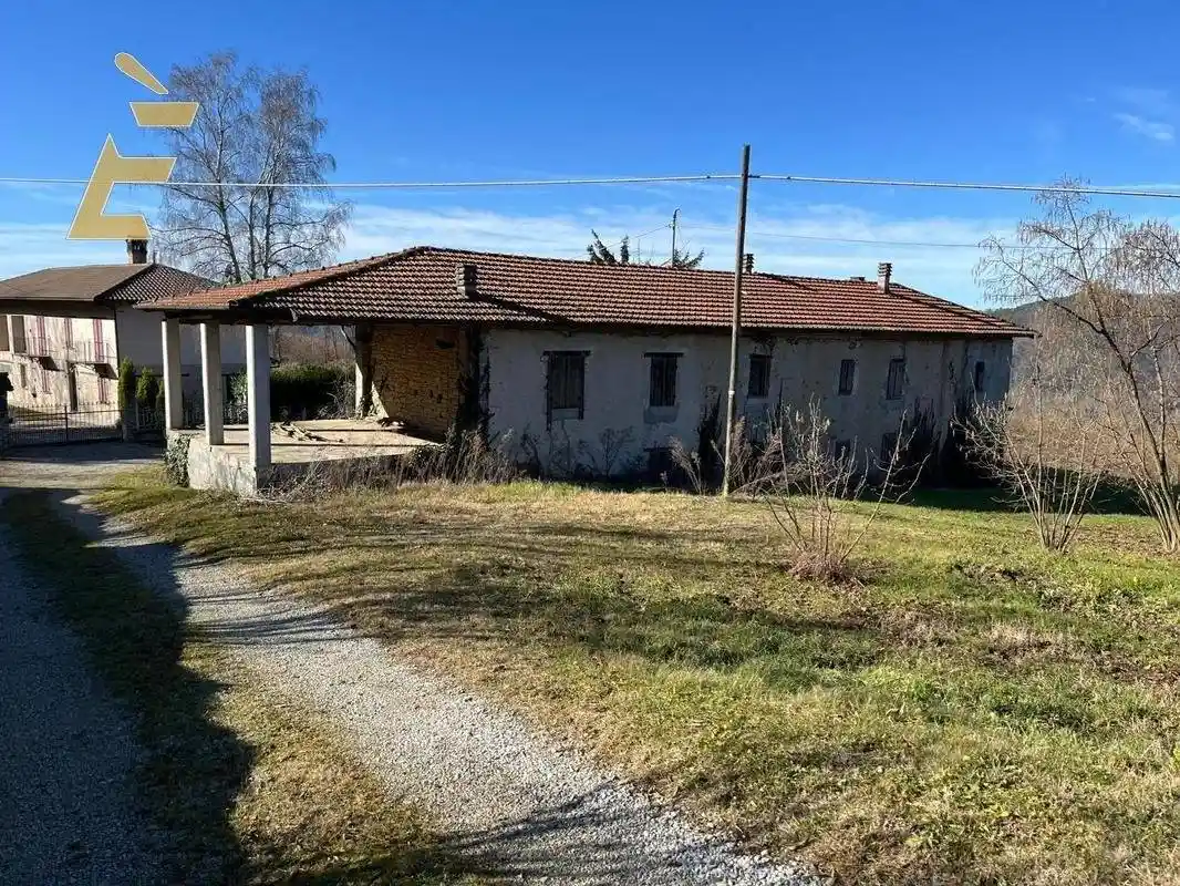 Rustico - Casale in vendita a Cravanzana