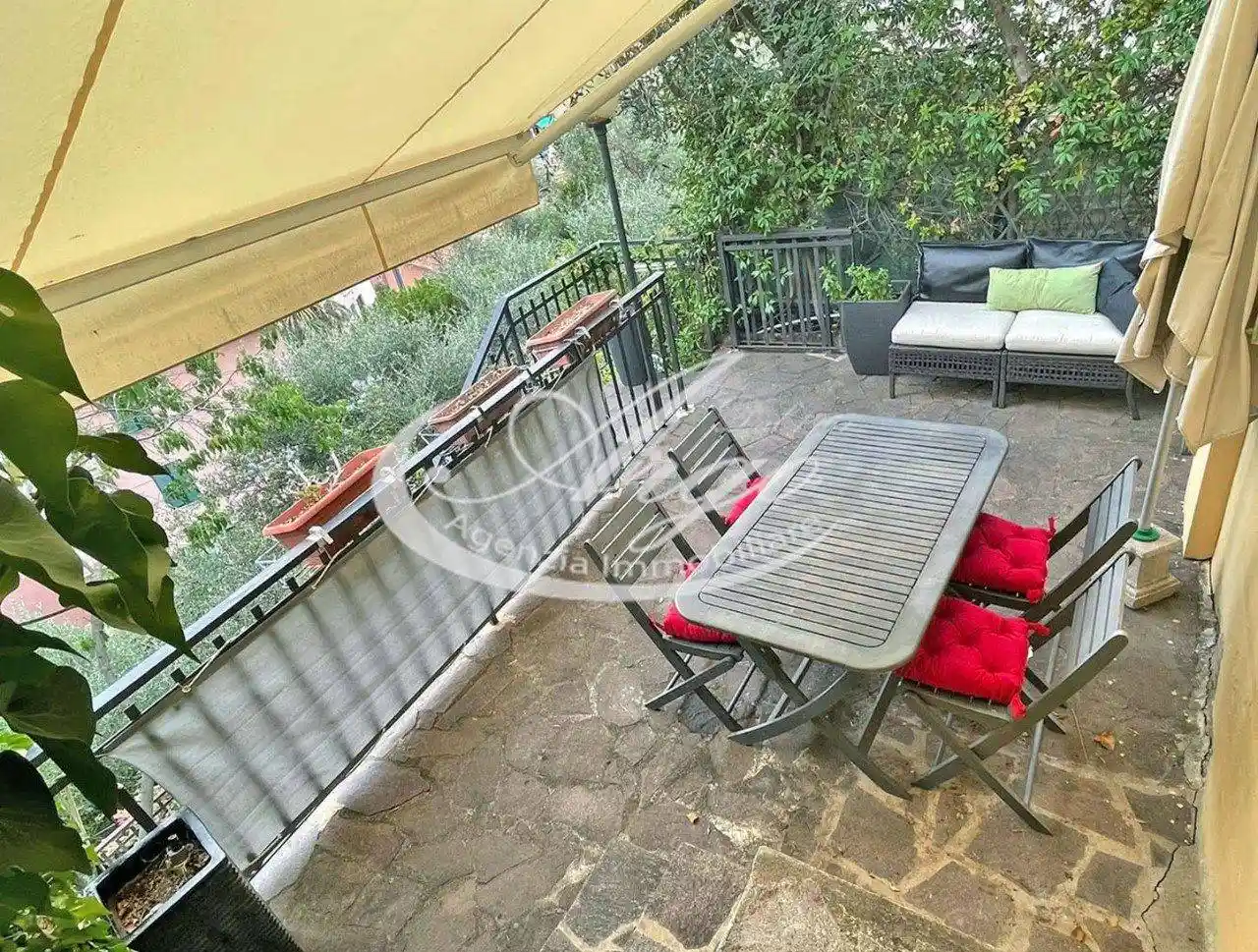 Appartamento in affitto a Lerici