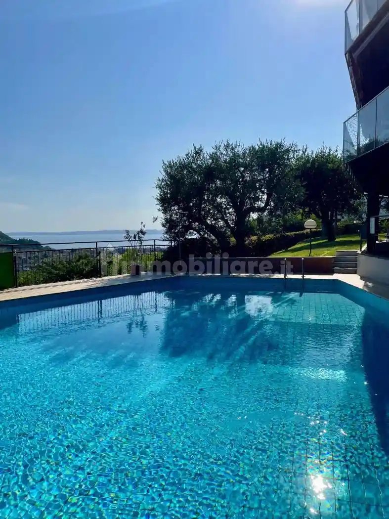 Appartamento in affitto a Costermano sul Garda