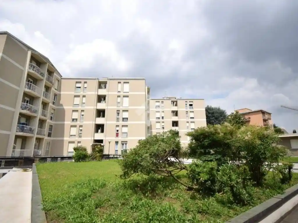 Appartamento in vendita a Monza