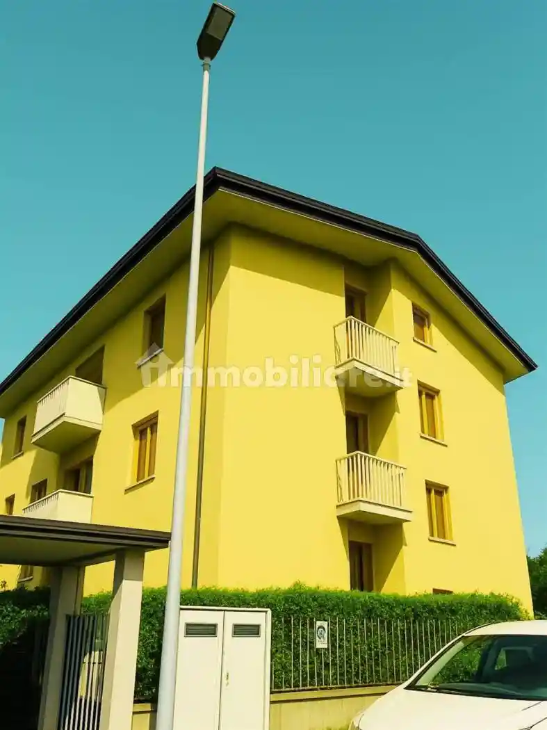 Appartamento in vendita a Villafranca di Verona