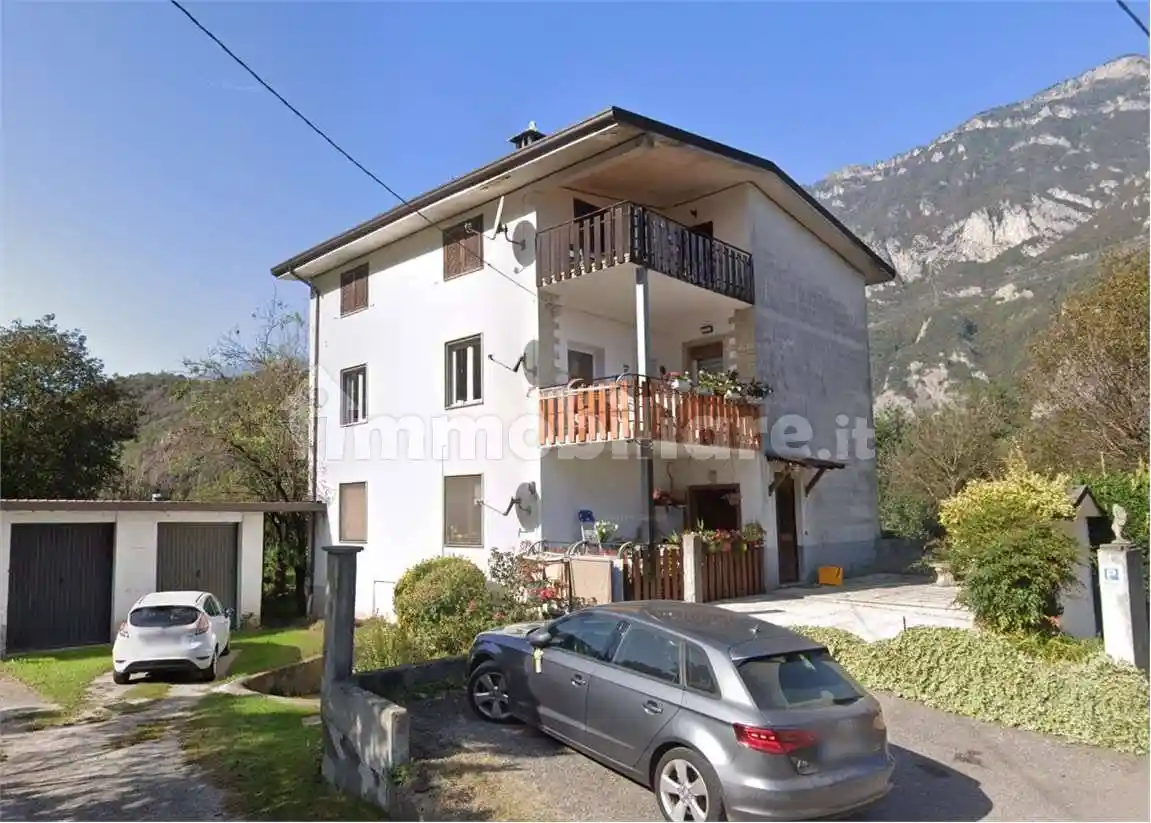 Appartamento in vendita a Esine