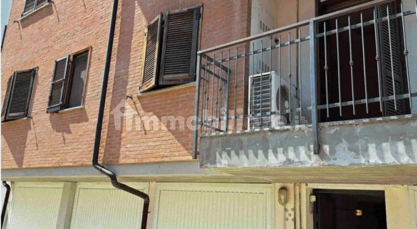 Appartamento in vendita a Castiraga Vidardo