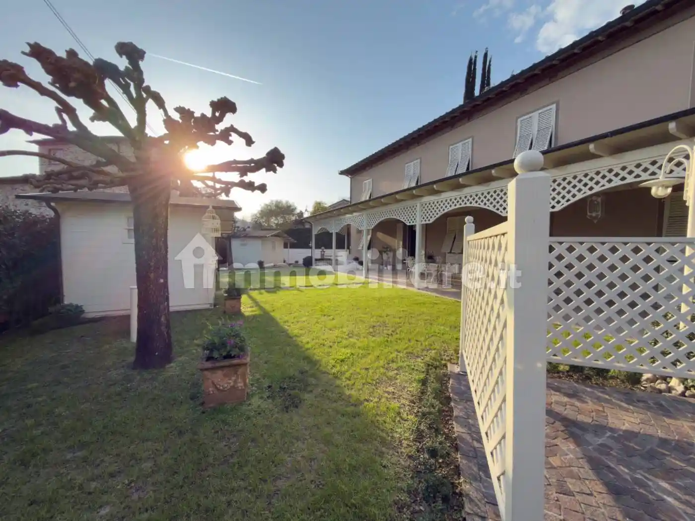 Villa in vendita a Lucca