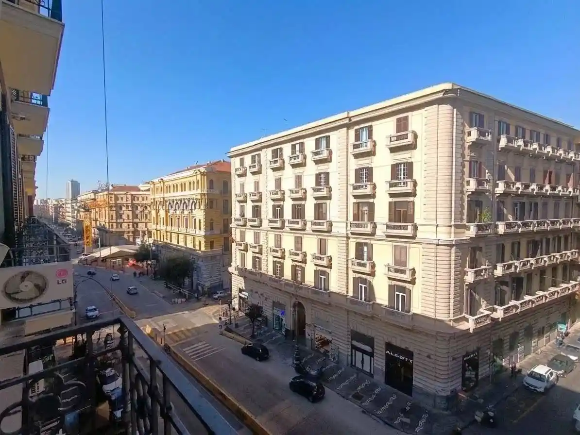 Appartamento in vendita a Napoli