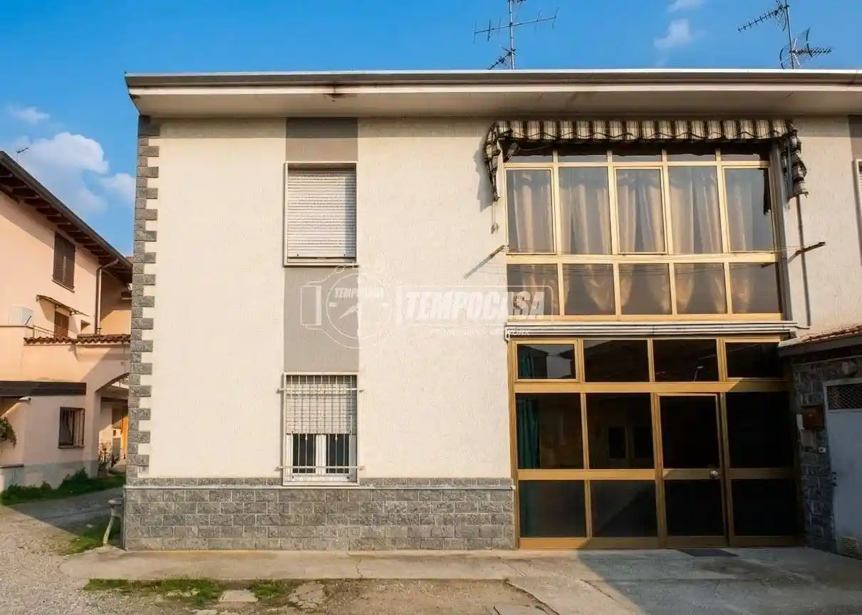 Villa in vendita a Bollate