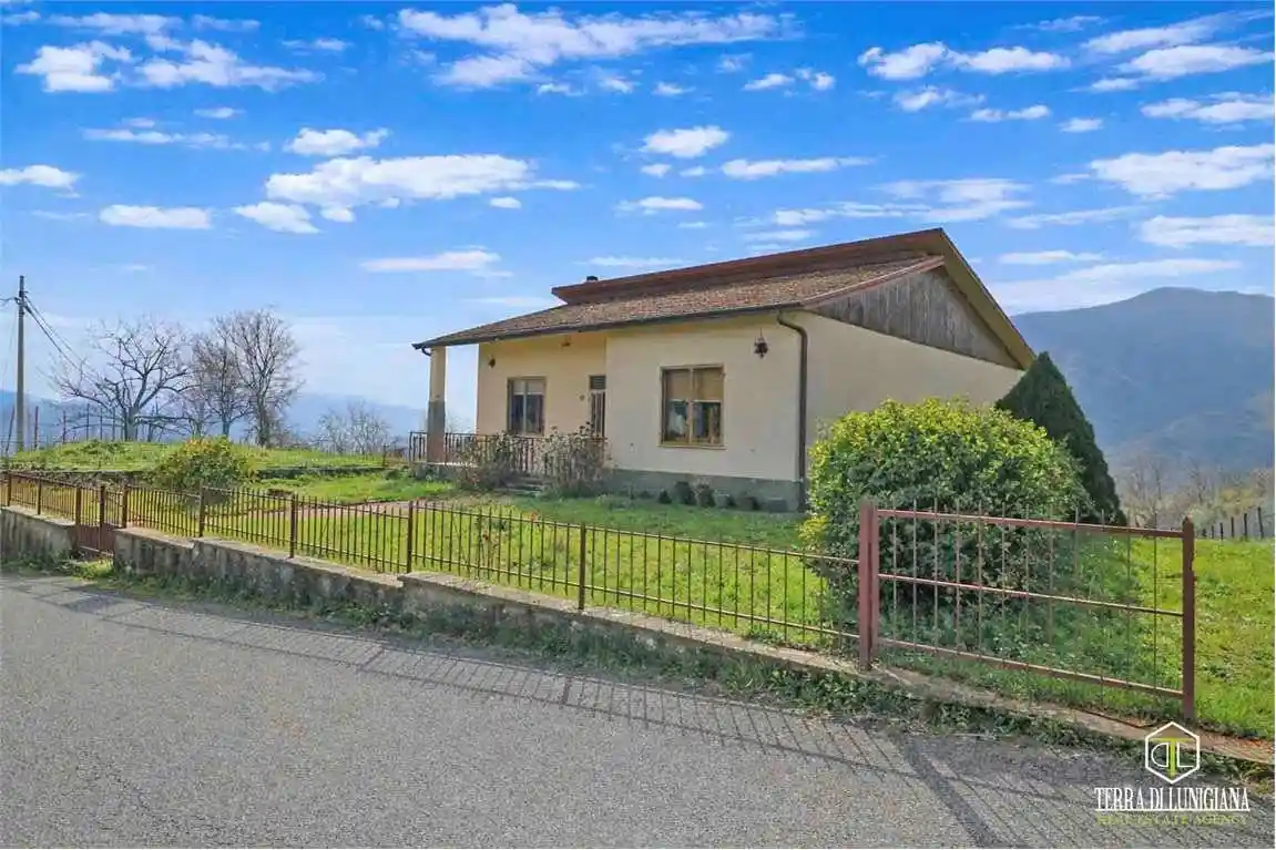 Casa indipendente in vendita a Mulazzo