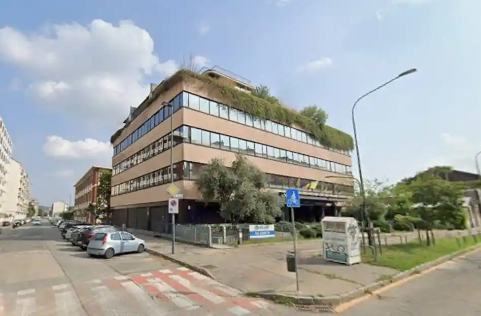 Palazzo - Stabile in vendita a Torino