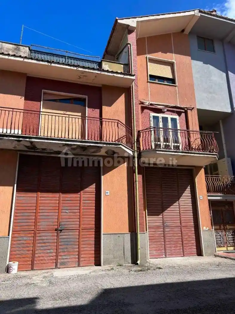 Palazzo - Edificio in vendita a Tuscania