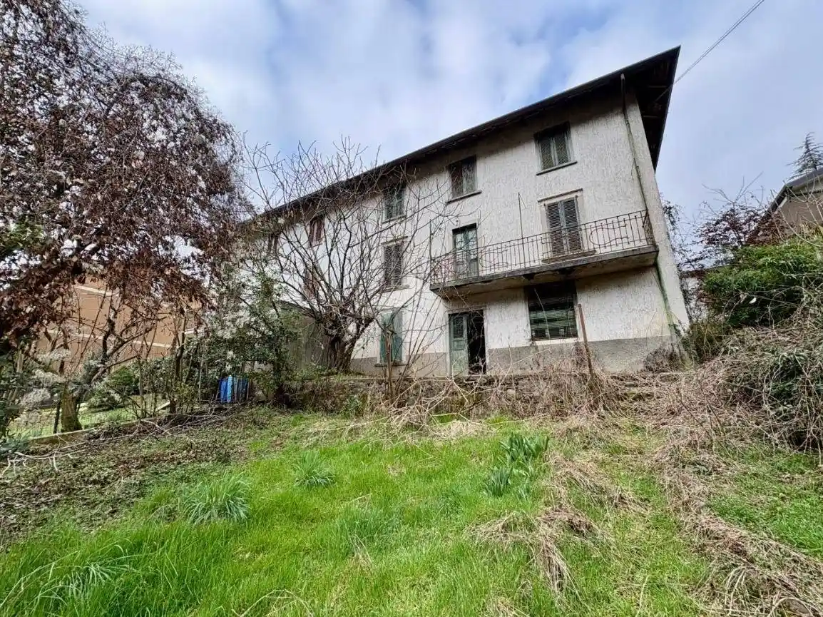 Casa indipendente in vendita a Cene