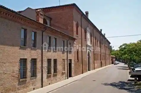 Casa indipendente in vendita a Ferrara