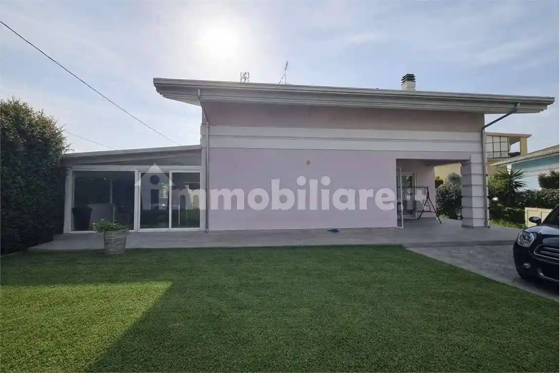 Villa in vendita a Catanzaro