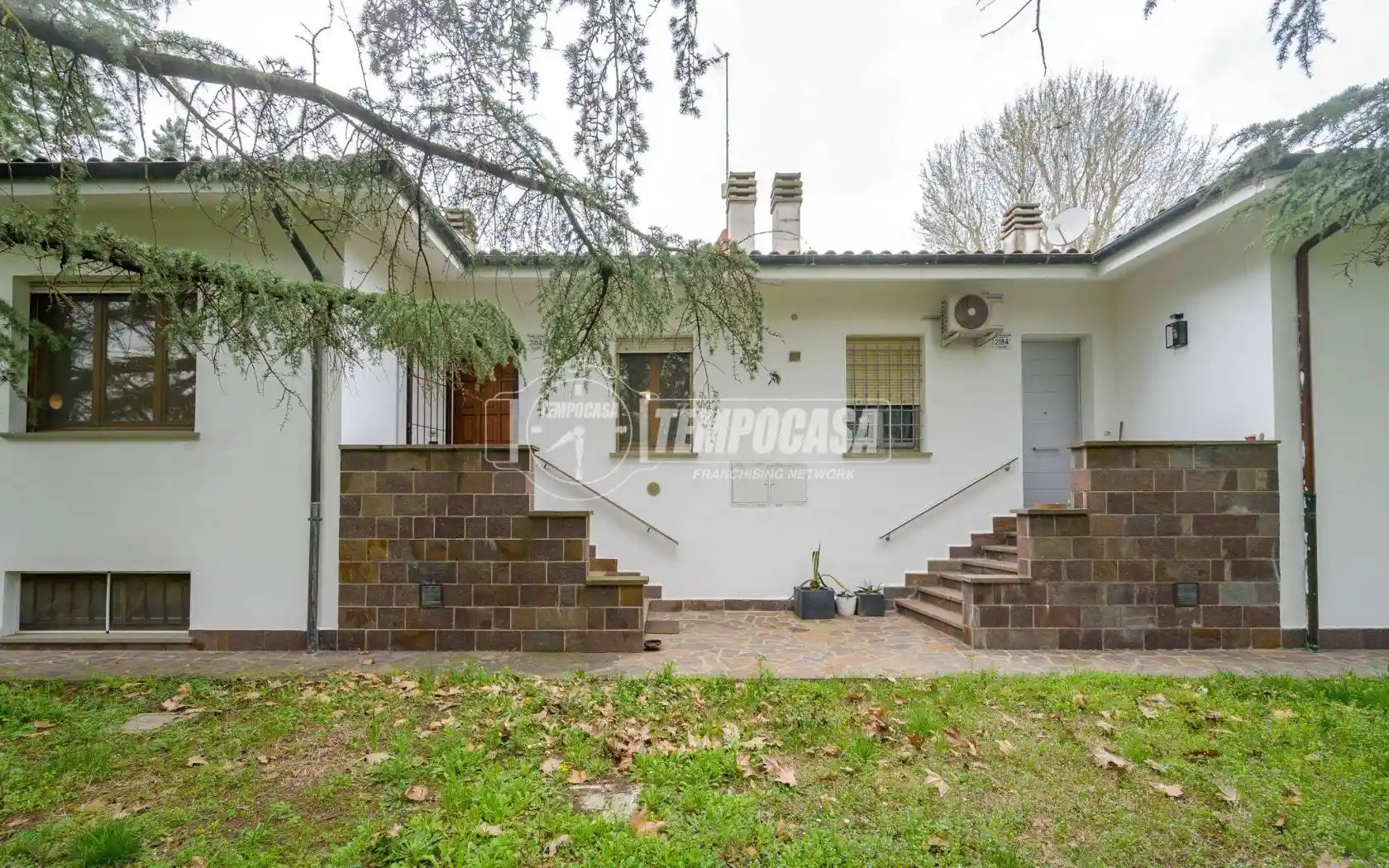 Villa in vendita a Medicina