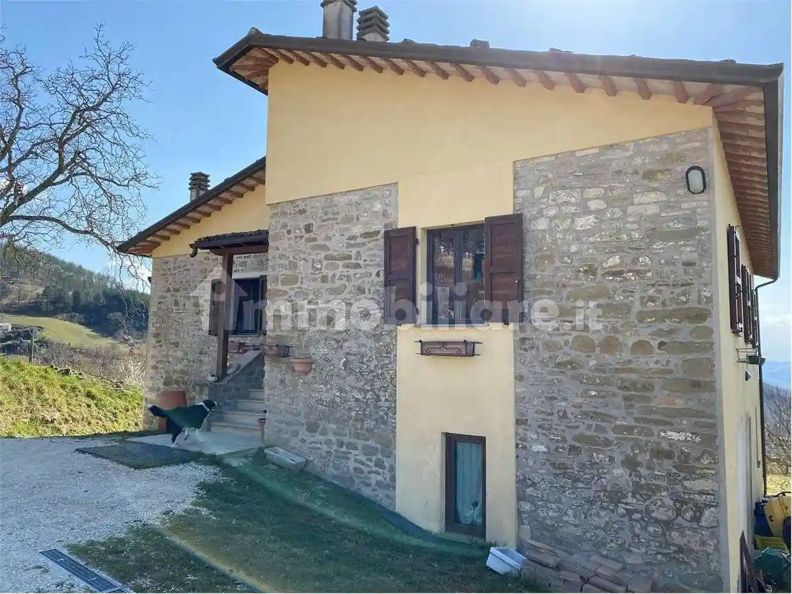 Rustico - Casale in vendita a Valfabbrica