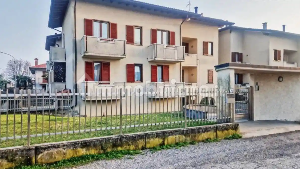 Appartamento in affitto a Villa Cortese