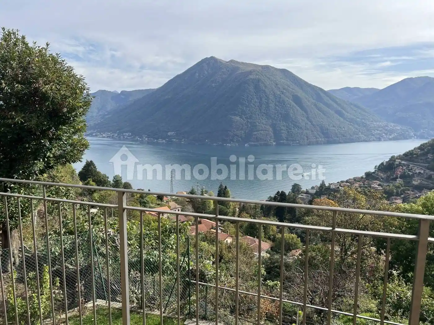 Appartamento in vendita a Argegno