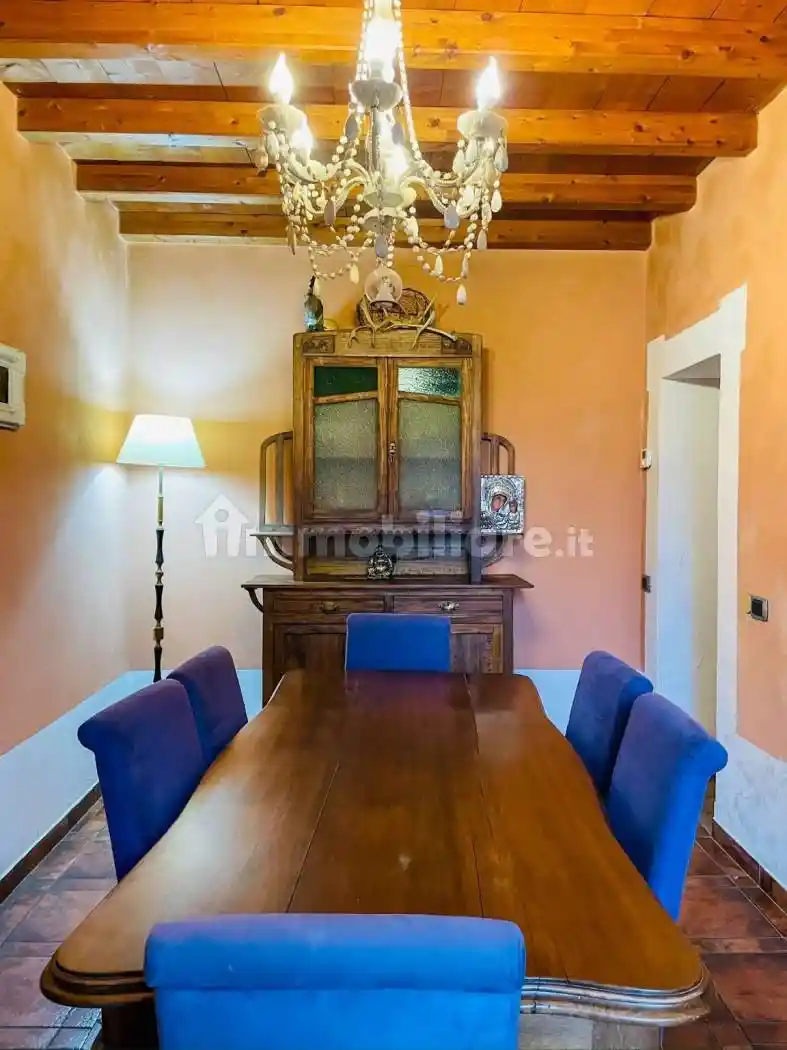 Villa in vendita a Cardano al Campo