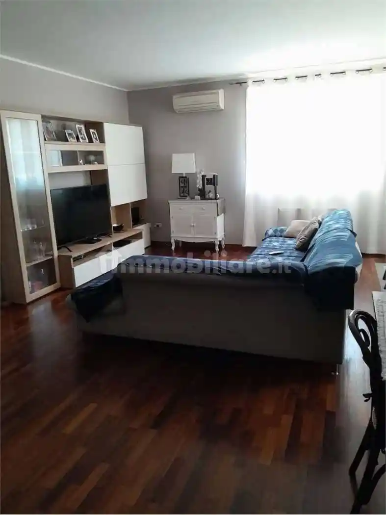 Appartamento in affitto a Varese