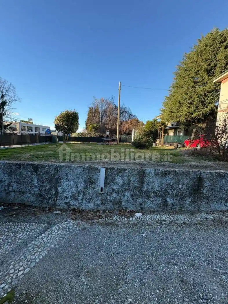 Villa in vendita a Vertemate con Minoprio