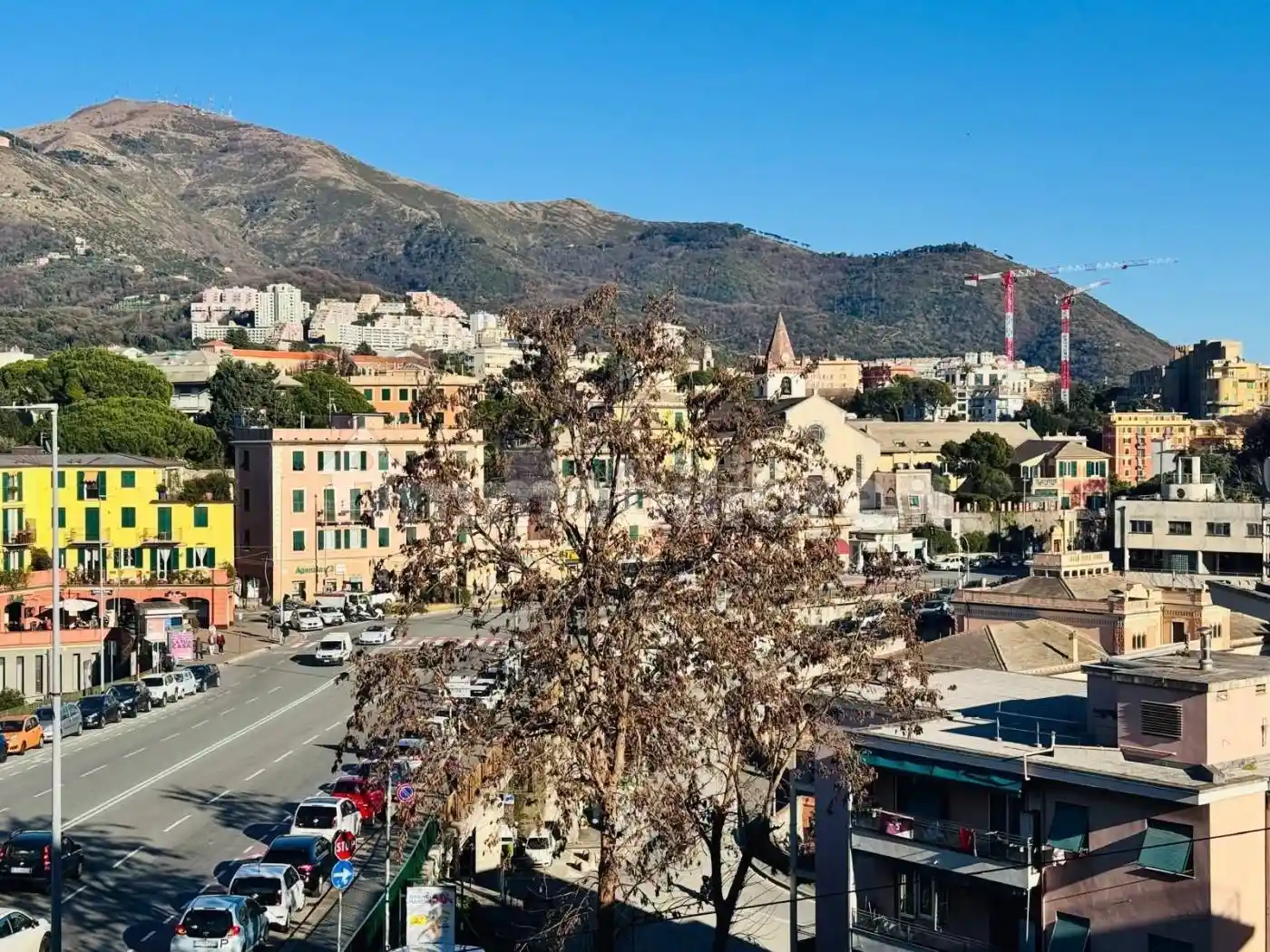 Appartamento in vendita a Genova