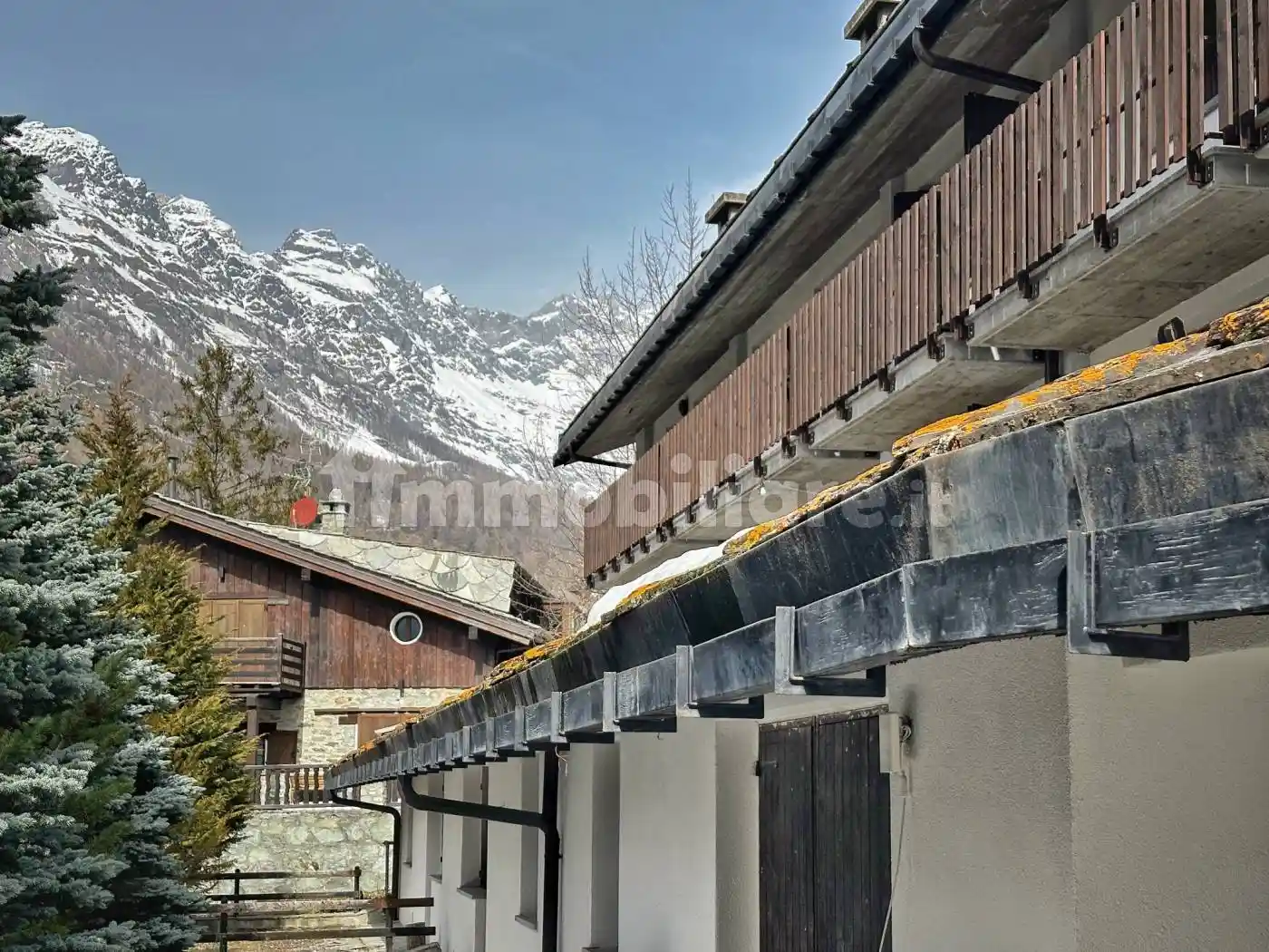 Appartamento in vendita a Valtournenche